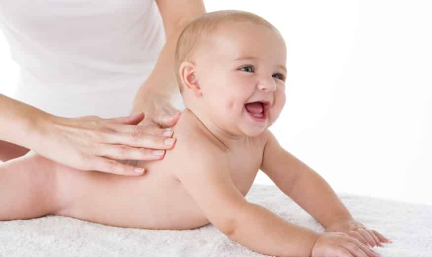 Consejos para la higiene del bebé recién nacido - Living Suavinex
