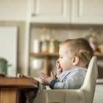 niño come solo mitos alimentación complementaria
