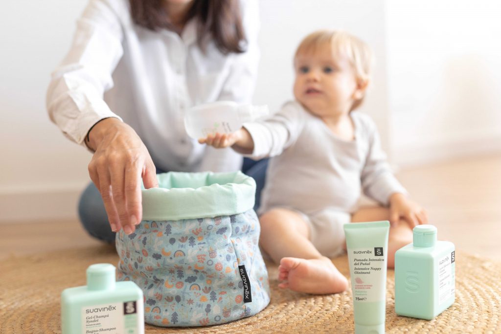 Ideas cesta regalo para bebé. ¿Qué regalo hacer para un bebé?