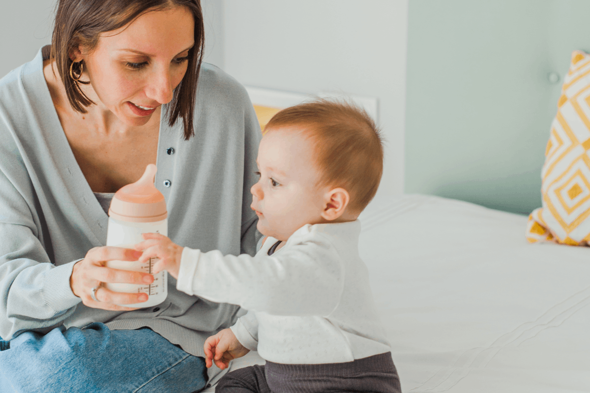 Cómo abrigar a un bebé para dormir - Living Suavinex