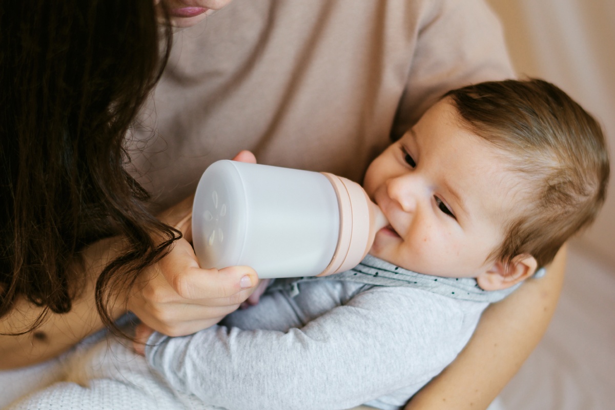 Cuál es la mejor agua para el biberón de mi bebé?